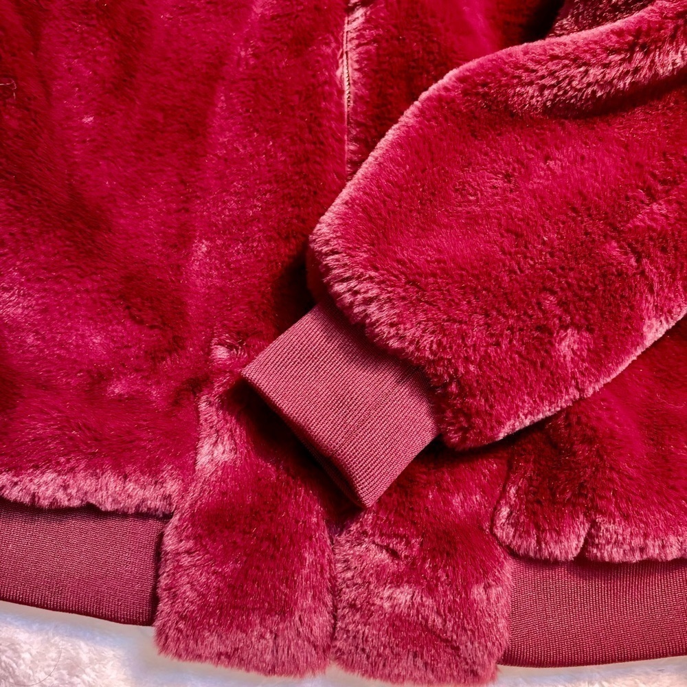 NEW Say What? Jacket Medium Faux Fur Maroon Red Teddy Bomber Jacket Cozy NWOT - Picture 9 of 15